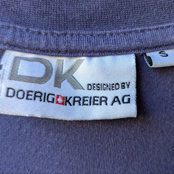 Doerig Kreier AG Embroidered Swiss Alps Farmers Farm Animals Short Sleeve Tee - Picture 3 of 6